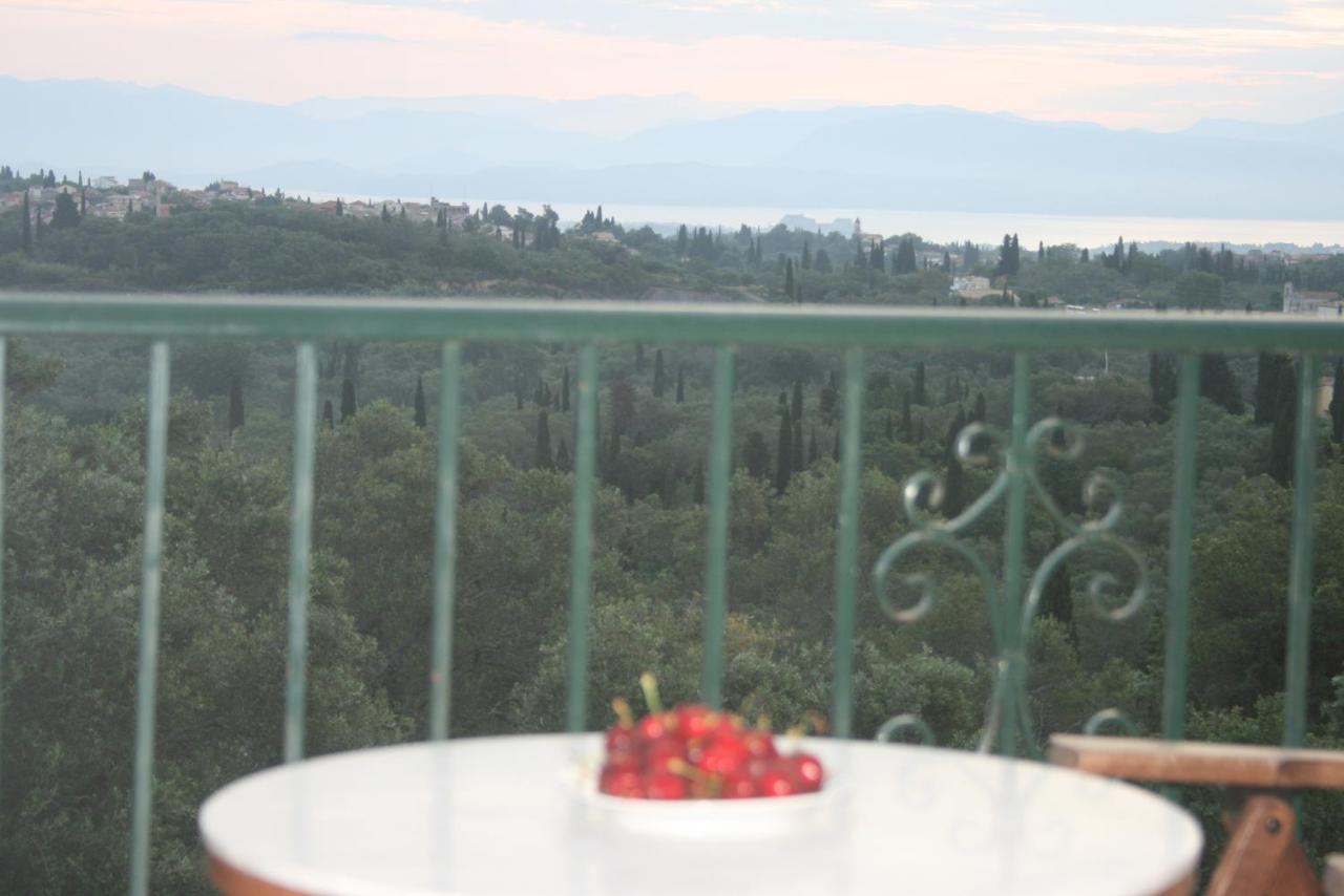 Corfu Quality Suite, Tranquility, Mountain & Sea Views 阿齐欧斯·贡多斯 外观 照片